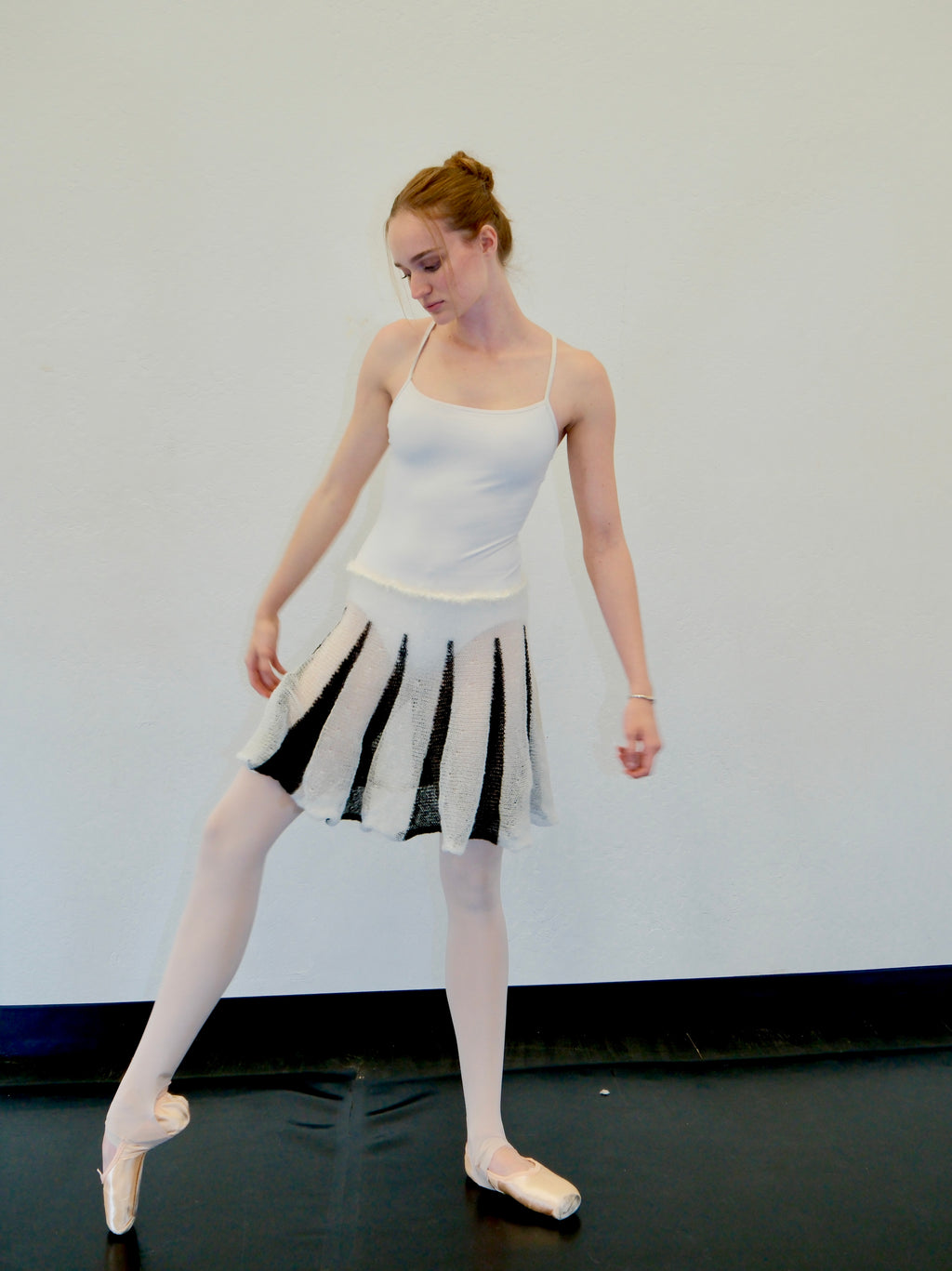 Mohair Sugarplum Furry Skirt - Onyx / Cream (Short)