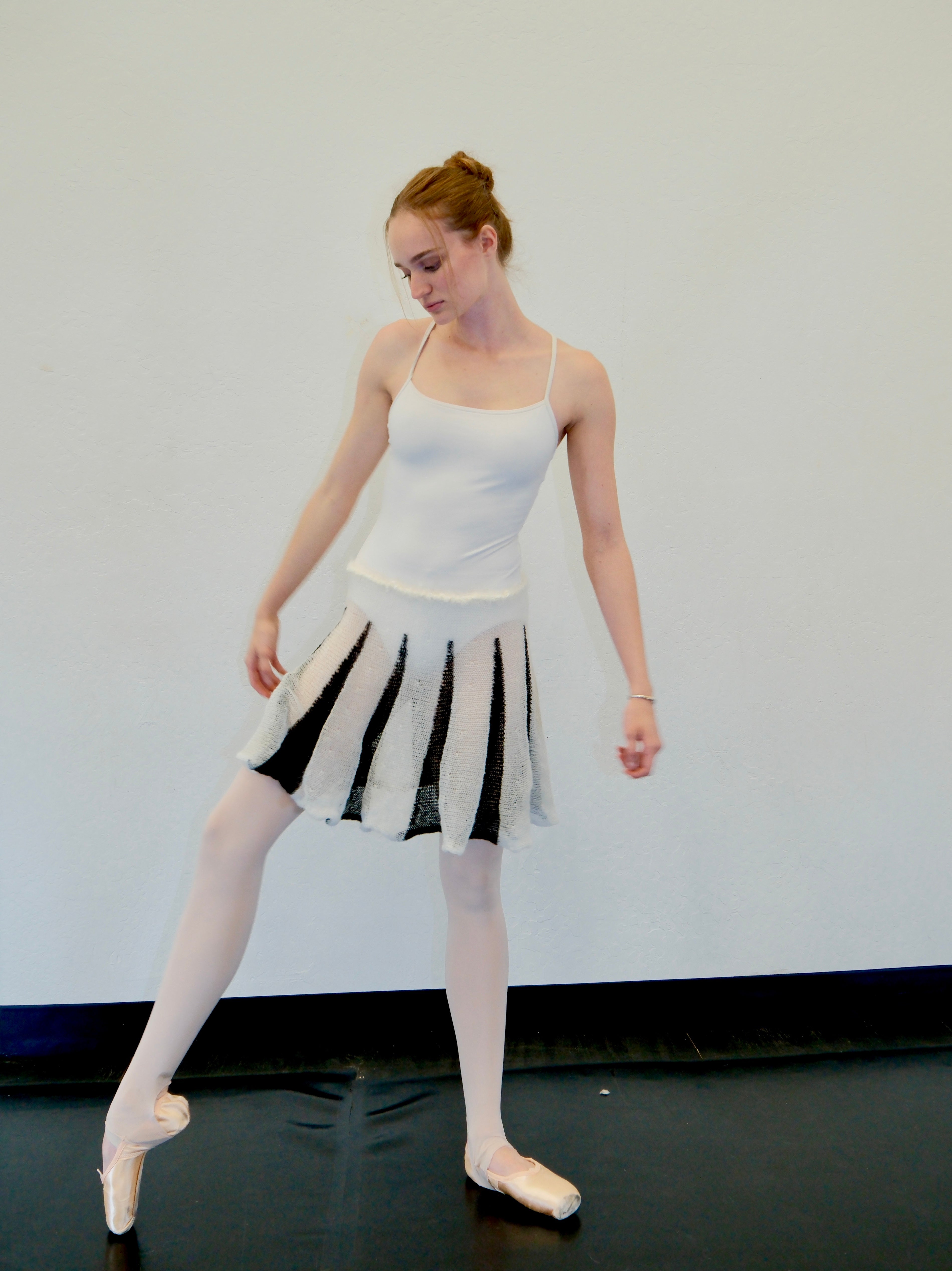 Mohair Sugarplum Furry Skirt - Onyx / Cream (Short)