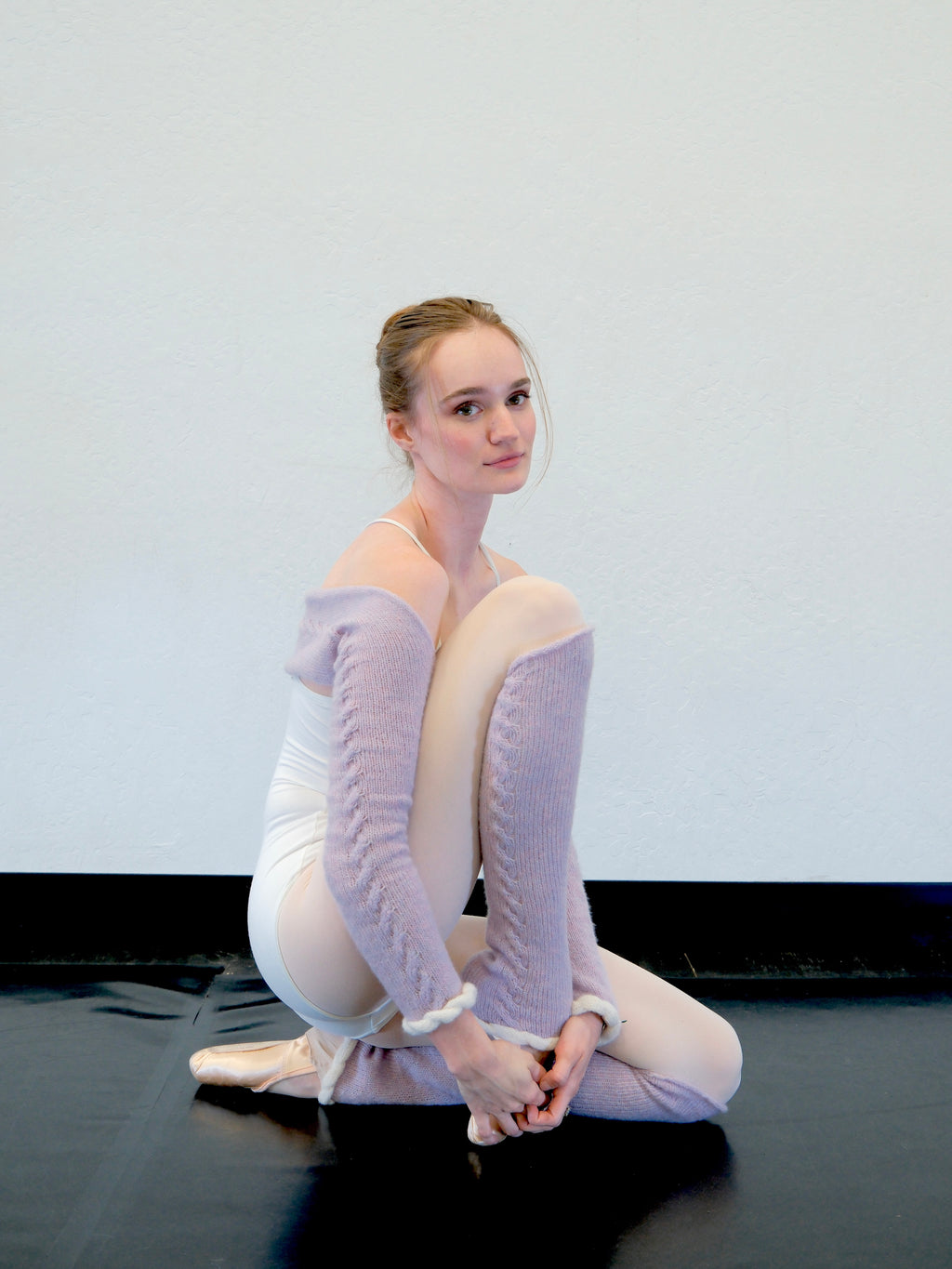 Cashmere Buttercream Cuff Leg Warmer - Opal Mauve / Cream (Cable Knit)